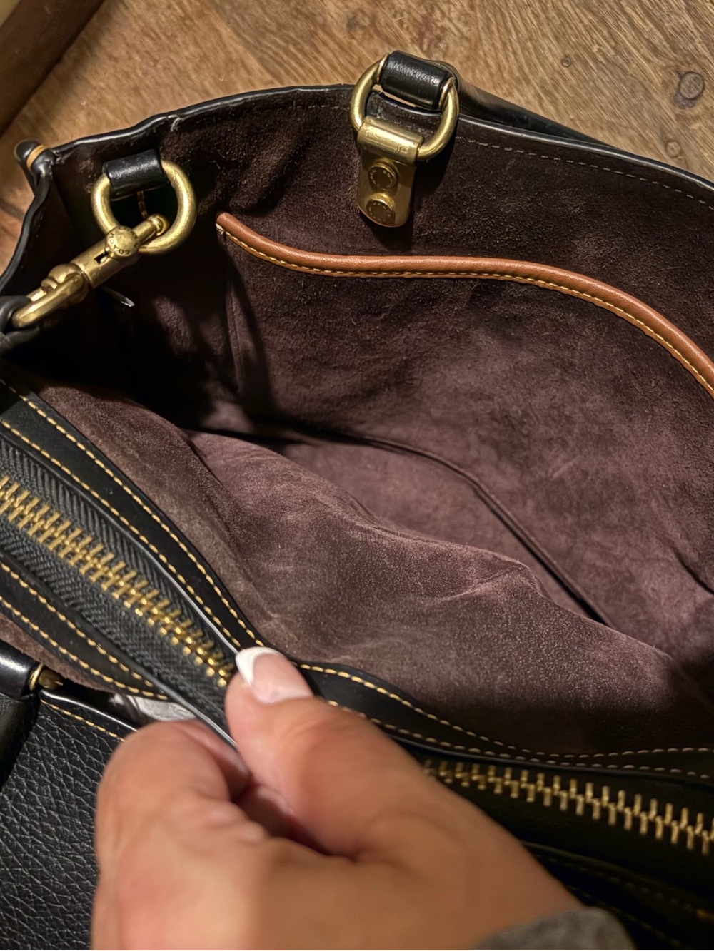Authentic Coach Rogue 31 in classic black - Picture 6 of 14
